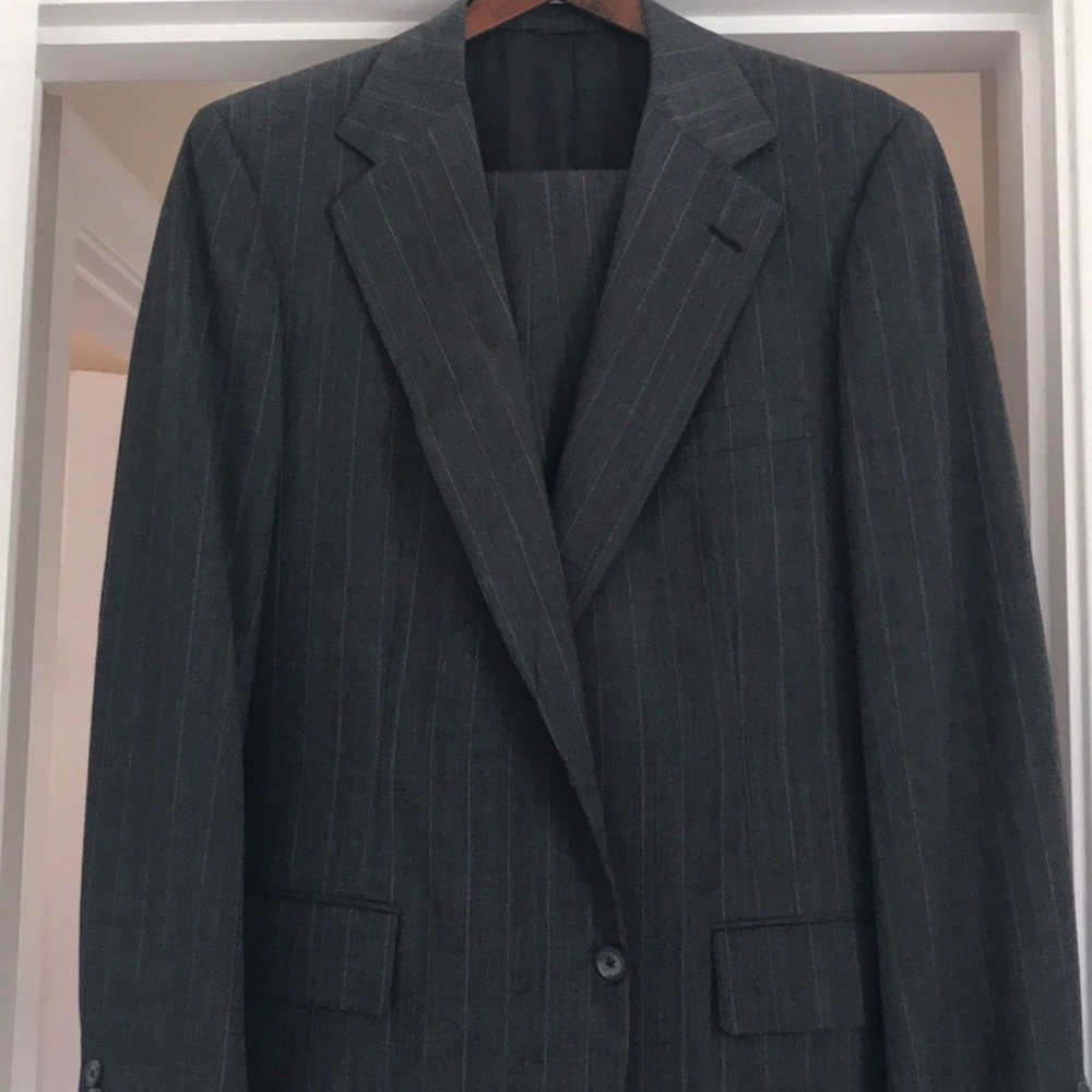Tom James Executive Collection Men’s Suit